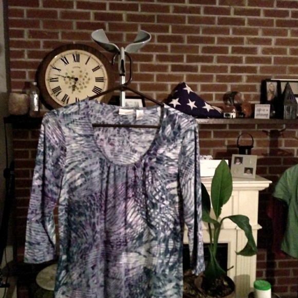 Chico Top Size0 Blue Lavendar Green Swirled  Top - Picture 7 of 7